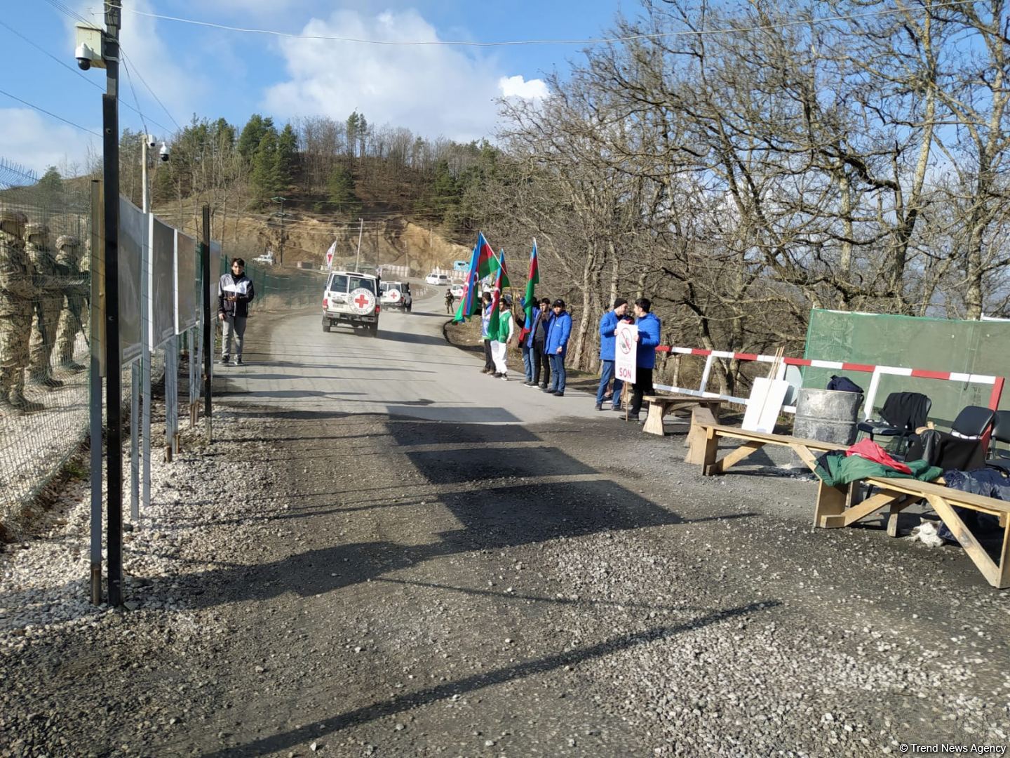 ICRC convoy moves freely along Azerbaijan's Lachin-Khankendi road (PHOTO)