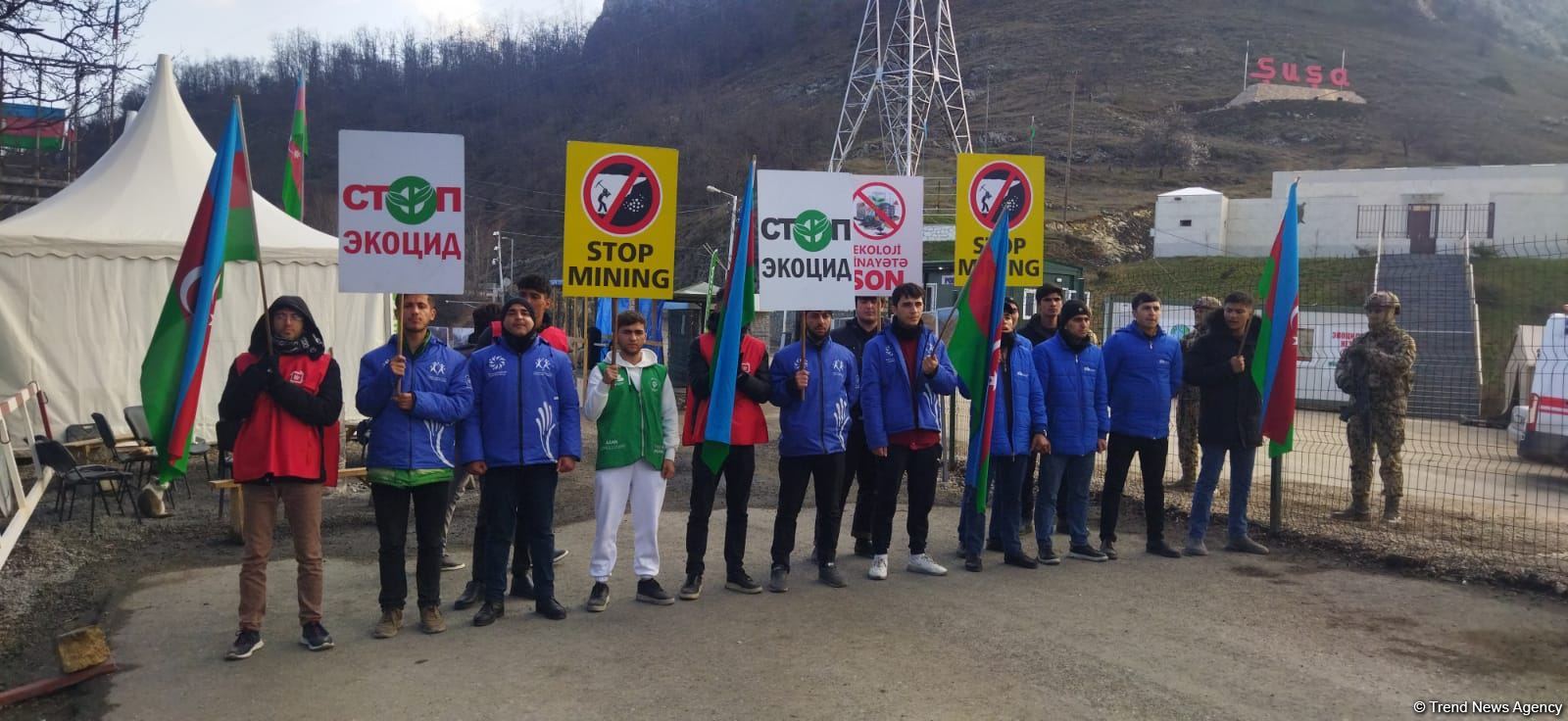 Peaceful protest of Azerbaijani eco-activists continues on Lachin-Khankendi road (PHOTO)