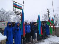 Peaceful protest of Azerbaijani eco-activists continues on Lachin-Khankendi road (PHOTO)
