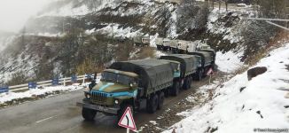 Russian peacekeepers' convoy moves freely along Azerbaijani Lachin-Khankendi road (PHOTO)