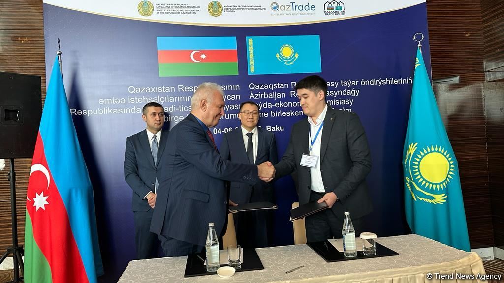Business contracts signed between Kazakhstan, Azerbaijan (PHOTO)