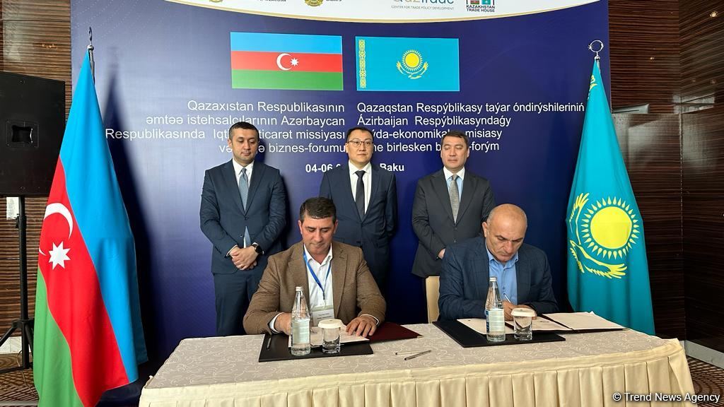 Business contracts signed between Kazakhstan, Azerbaijan (PHOTO)