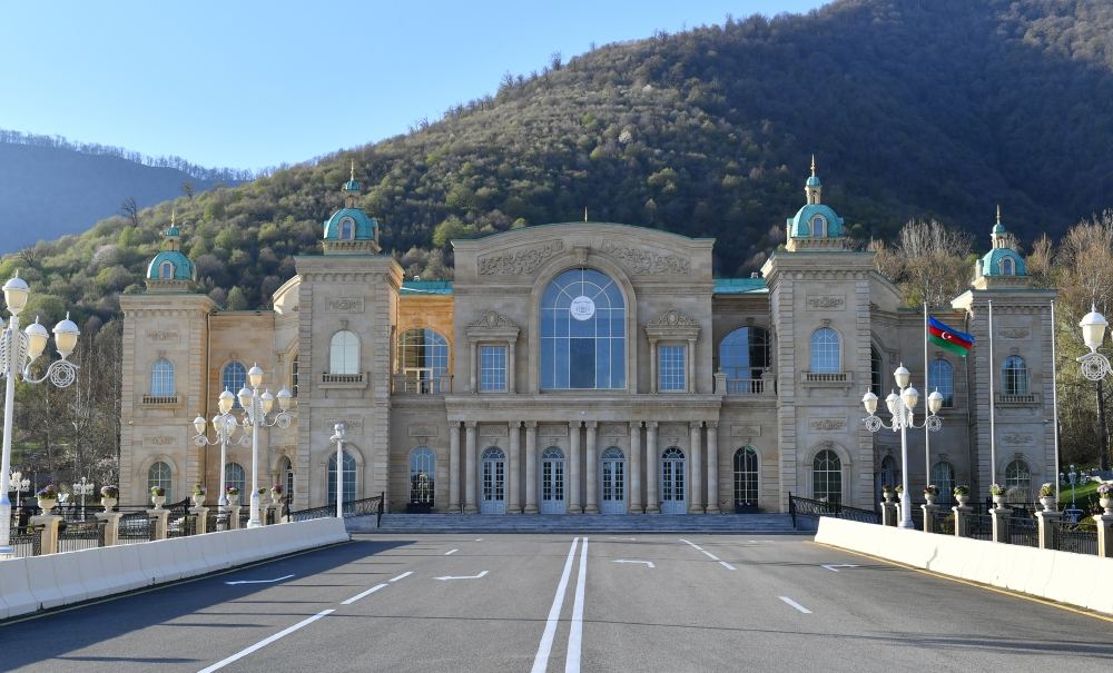 Georgian PM Garibashvili tours city of Gabala (PHOTO/VIDEO)