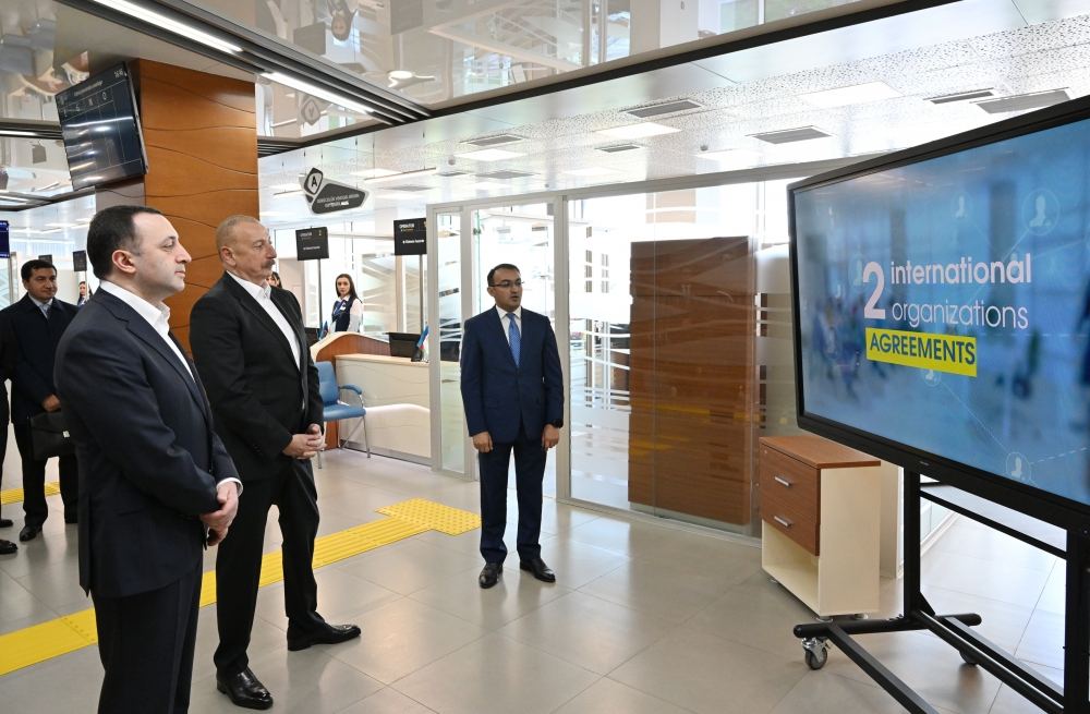 President Ilham Aliyev and Prime Minister Irakli Garibashvili visited Gabala regional “ASAN xidmet” center (PHOTO/VIDEO)