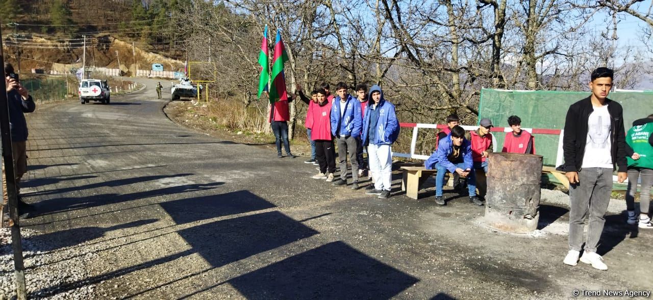 ICRC convoy moves freely along Azerbaijan's Lachin-Khankendi road (PHOTO)