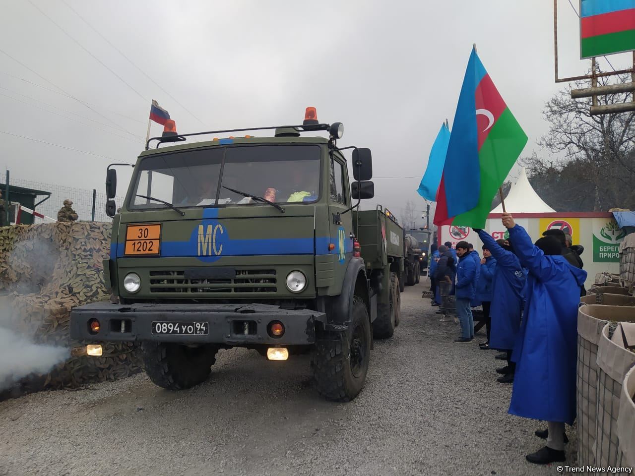 Russian peacekeepers' convoy moves freely along Azerbaijan's Lachin-Khankendi road (PHOTO)