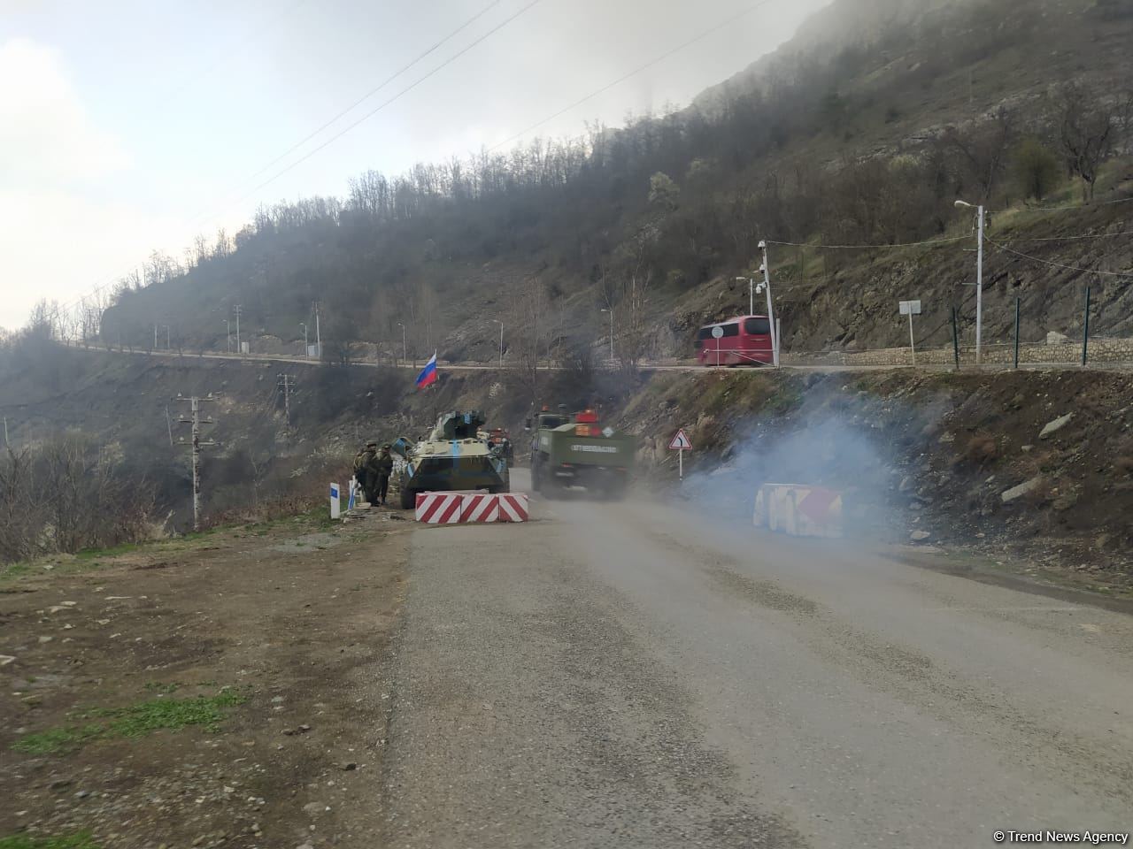 Russian peacekeepers' convoy moves freely along Azerbaijan's Lachin-Khankendi road (PHOTO)