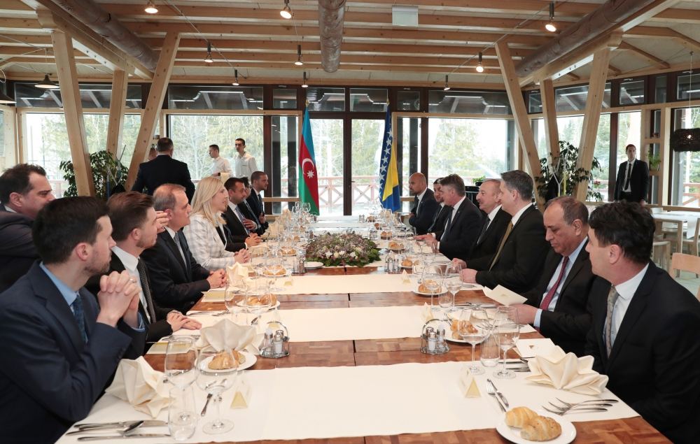 Official dinner held in Sarajevo in honor of President Ilham Aliyev (PHOTO/VIDEO)