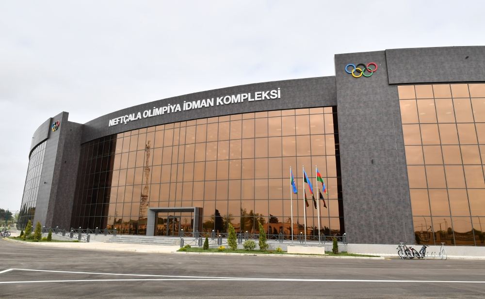 President Ilham Aliyev, First Lady Mehriban Aliyeva attend inauguration of Neftchala Olympic Sports Complex (PHOTO/VIDEO)