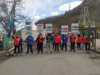 Peaceful protest of Azerbaijani eco-activists continues on Lachin-Khankendi road (PHOTO)