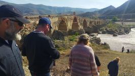 Delegation of US, Israel representatives visits Azerbaijan's Khudafarin bridge