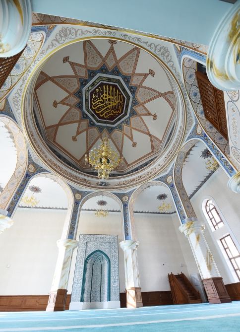 President Ilham Aliyev, First Lady Mehriban Aliyeva attend opening of Juma Mosque in Narimanov district (PHOTO)