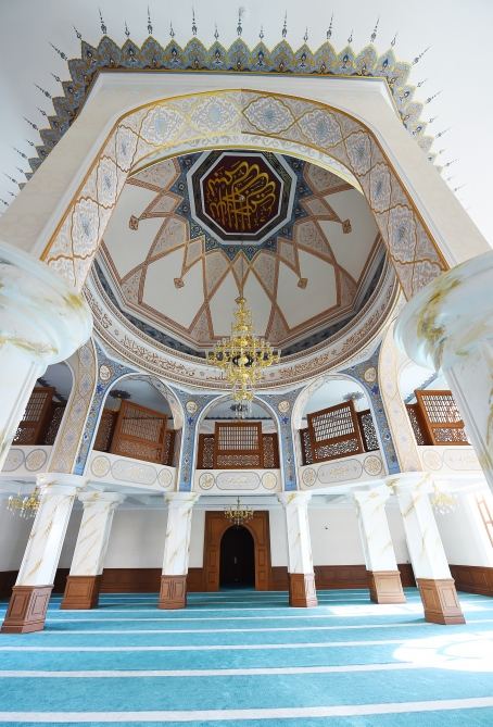 President Ilham Aliyev, First Lady Mehriban Aliyeva attend opening of Juma Mosque in Narimanov district (PHOTO)