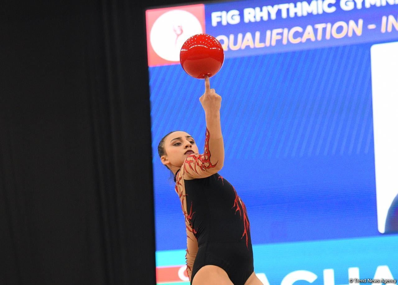 Best moments of first day of FIG World Cup in Rhythmic Gymnastics in Baku