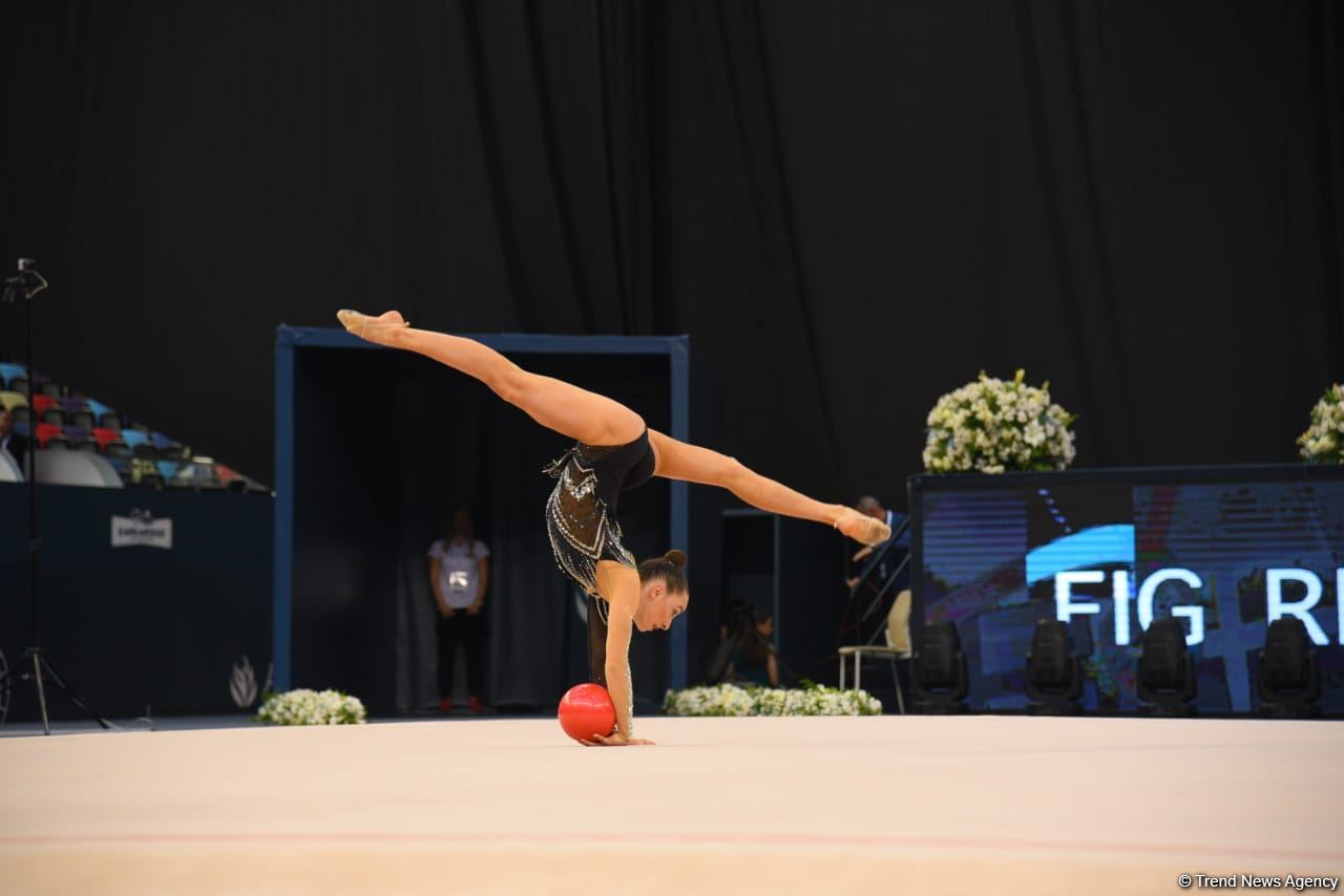 First day of FIG World Cup competitions in Rhythmic Gymnastics kicks off in Baku (PHOTO)