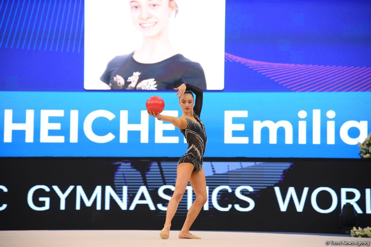 First day of FIG World Cup competitions in Rhythmic Gymnastics kicks off in Baku (PHOTO)