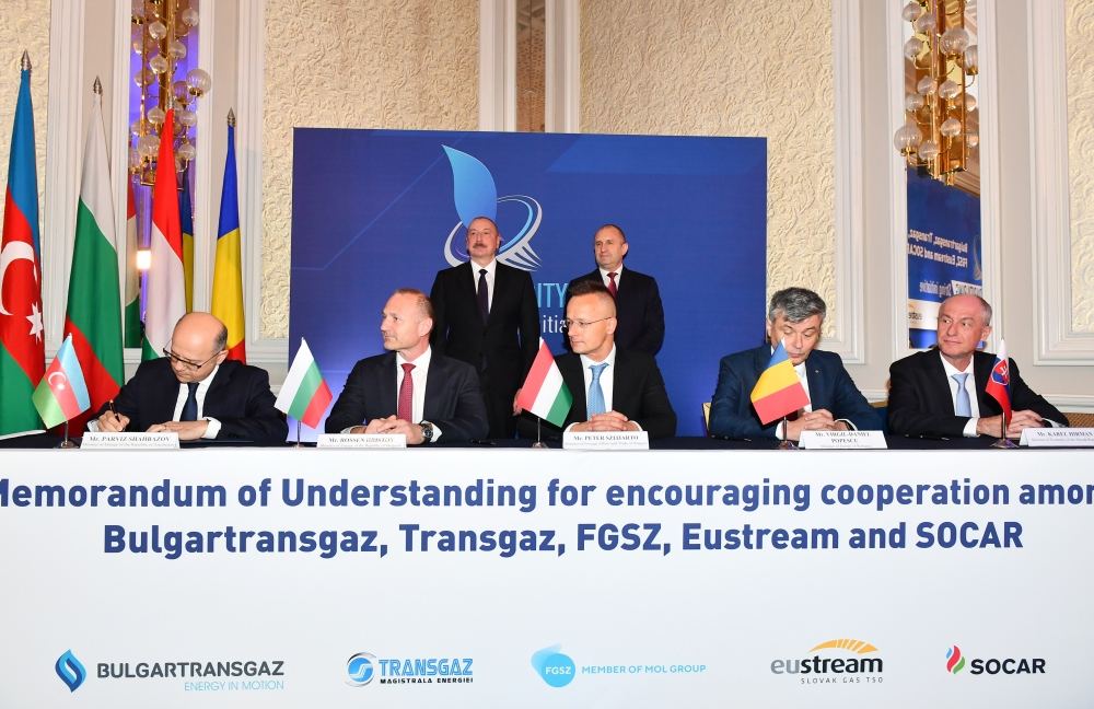 Transmission system operators of Bulgaria, Romania, Hungary, Slovakia and SOCAR sign MoU in Sofia, President Ilham Aliyev attends signing ceremony (PHOTO/VIDEO)