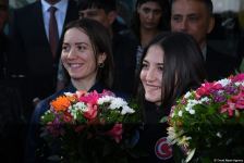 Turkish athletes who won 2023 European Weightlifting  Championship in Yerevan arrive in Baku (PHOTO)