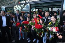Turkish athletes who won 2023 European Weightlifting  Championship in Yerevan arrive in Baku (PHOTO)