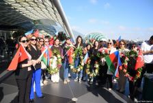 Turkish athletes who won 2023 European Weightlifting  Championship in Yerevan arrive in Baku (PHOTO)