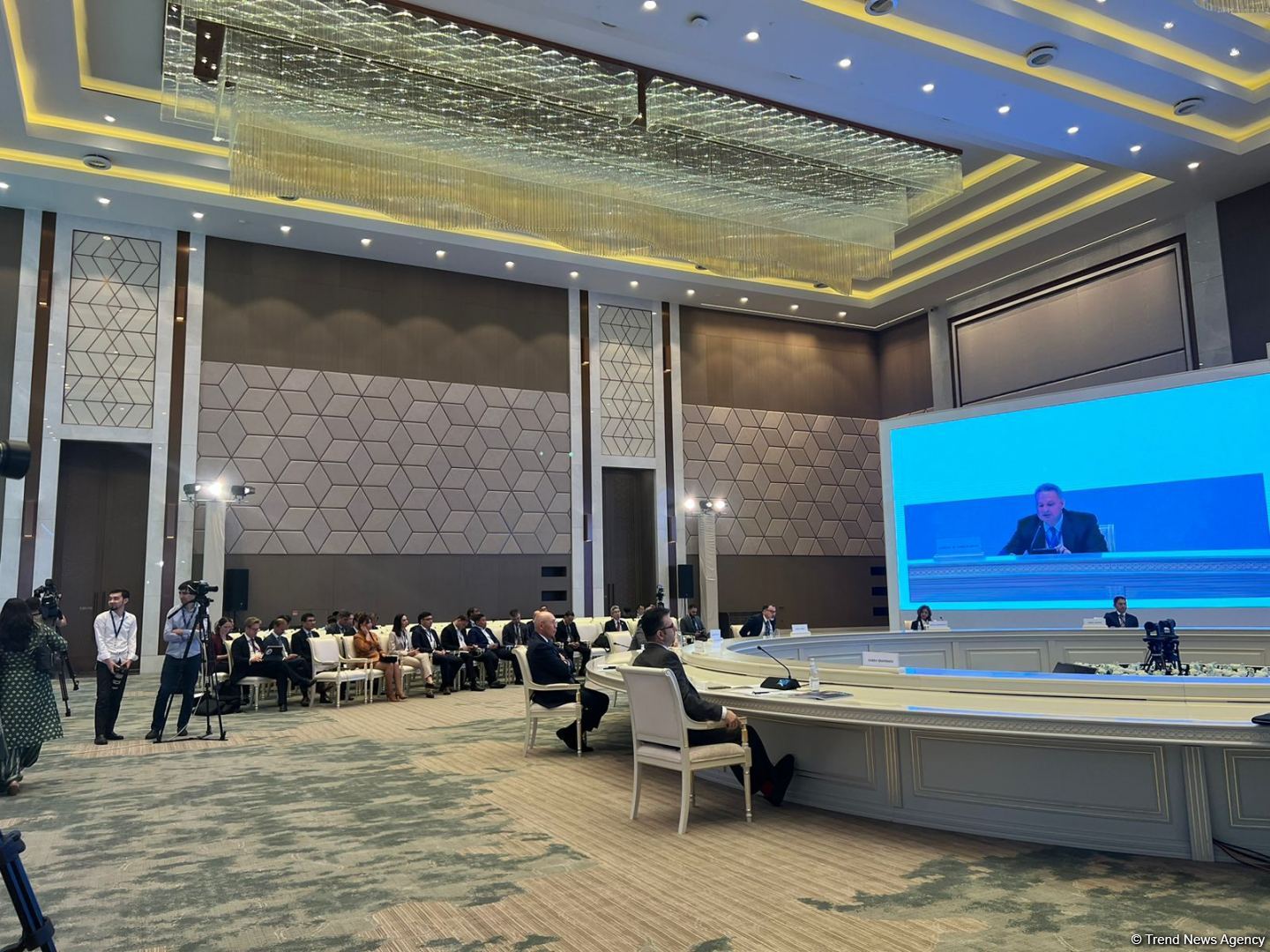 Second day of Tashkent International Investment Forum kicks off in Uzbekistan (PHOTO)