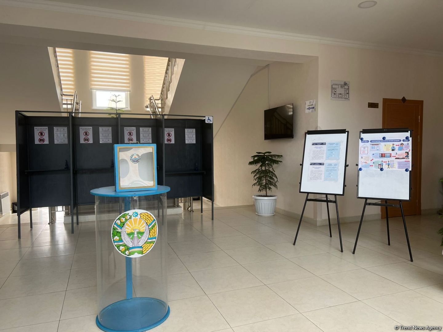 Referendum on Constitution - big event for Uzbekistan, head of Khiva polling station says (PHOTO)