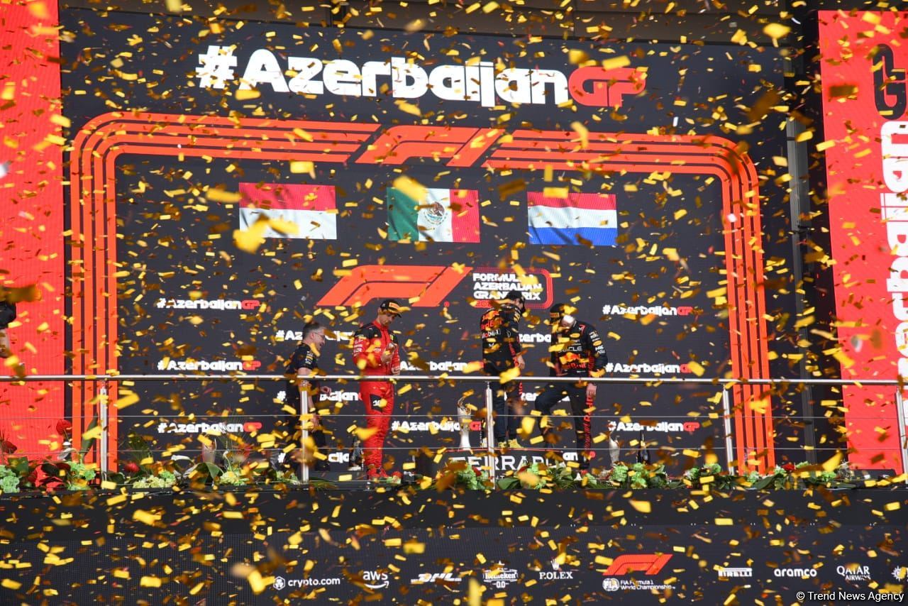 Winners of Formula 1 main race of F1 Azerbaijan Grand Prix awarded (PHOTO)