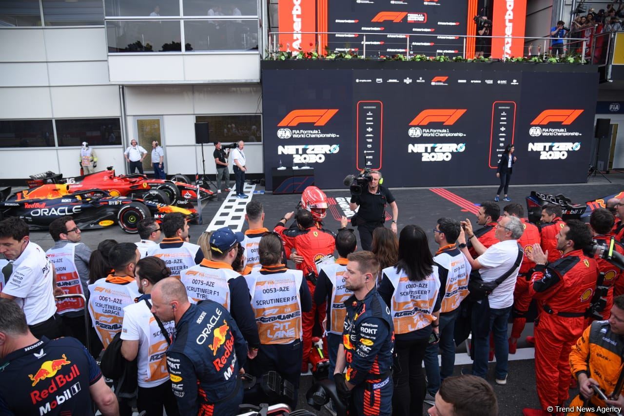 Winners of Formula 1 main race of F1 Azerbaijan Grand Prix awarded (PHOTO)