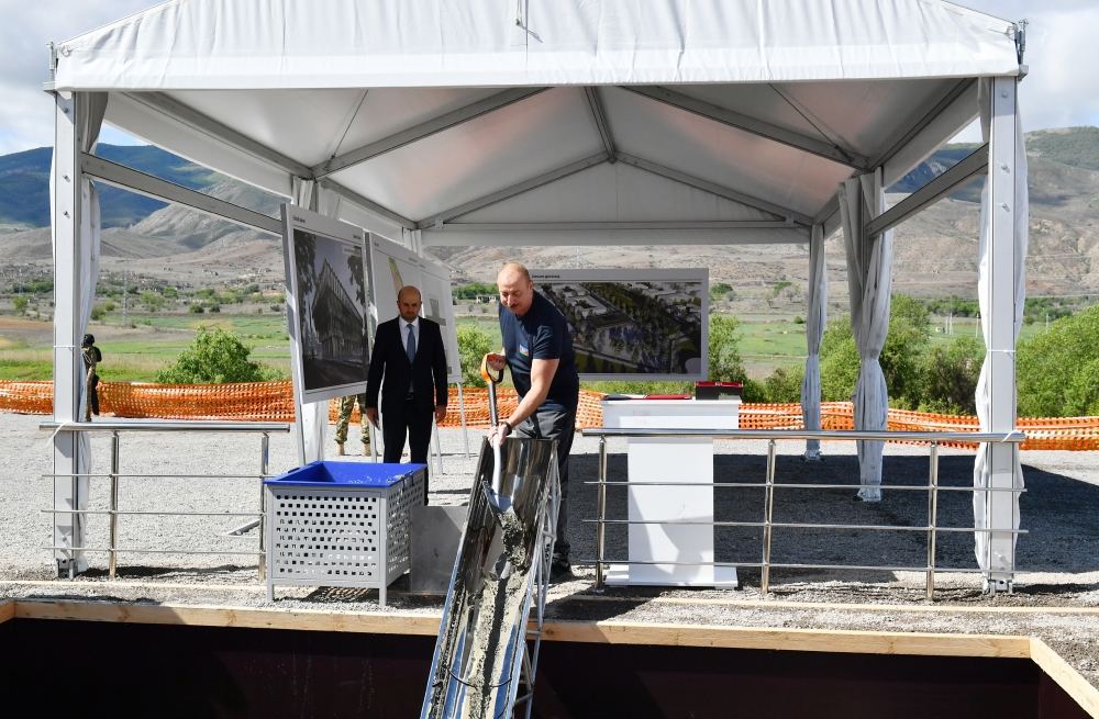 President Ilham Aliyev lays foundation for administrative building in Gubadli (PHOTO/VIDEO)