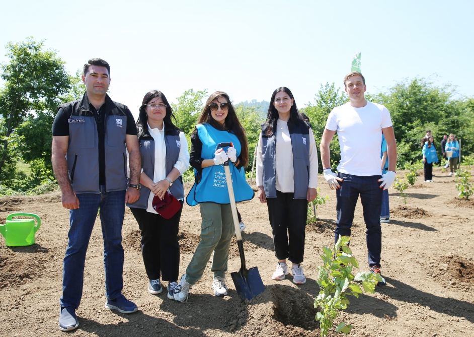 VP of Heydar Aliyev Foundation Leyla Aliyeva takes part in environmental events dedicated to 100th anniversary of Great Leader Heydar Aliyev (PHOTO)
