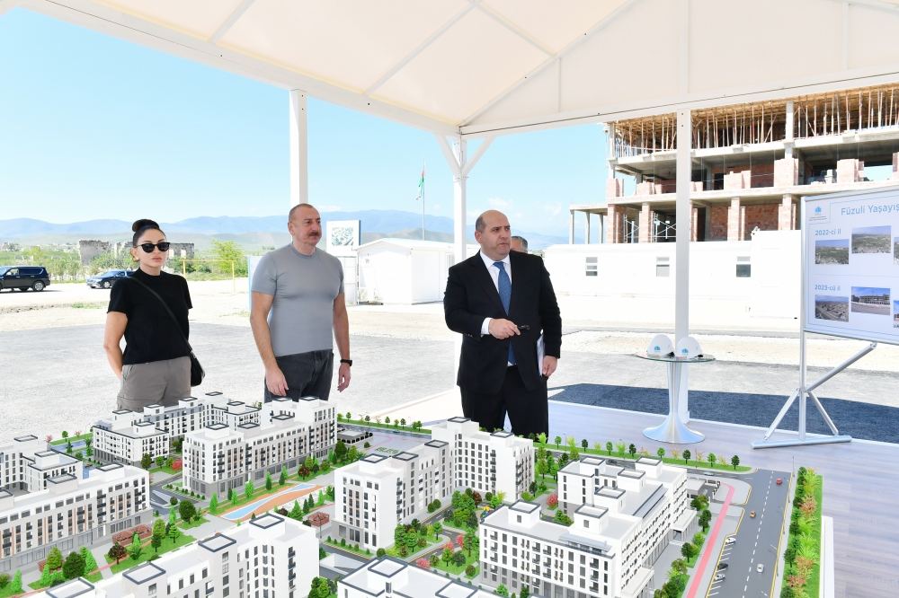 President Ilham Aliyev, First Lady Mehriban Aliyeva get acquainted with construction work in residential complex in Fuzuli (PHOTO/VIDEO)