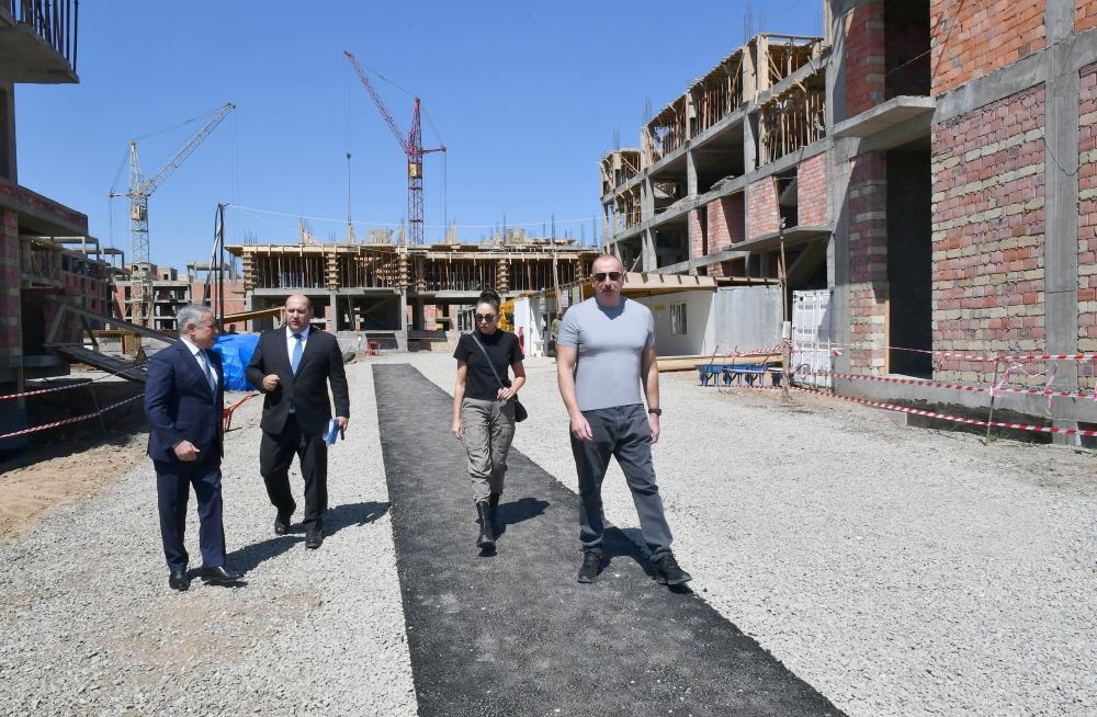 President Ilham Aliyev, First Lady Mehriban Aliyeva get acquainted with construction work in residential complex in Fuzuli (PHOTO/VIDEO)