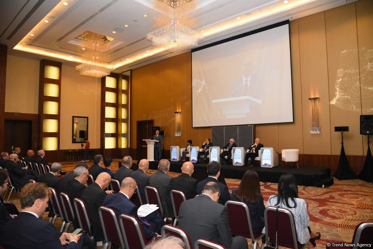 Baku hosting "Foreign policy priorities of national leader Heydar Aliyev" conference (PHOTO)