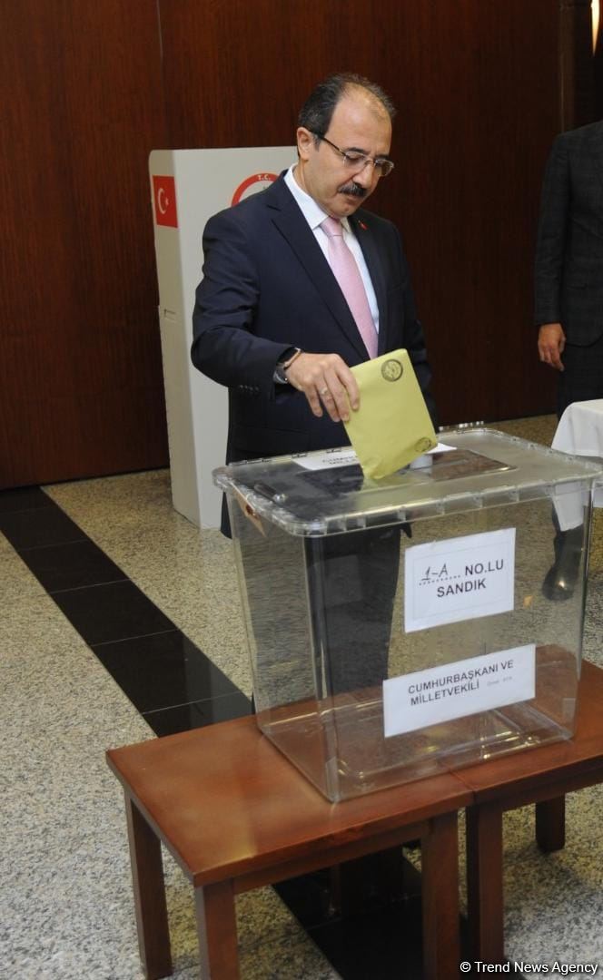 Polling station set up at Turkish Embassy in Baku amid elections in Türkiye (PHOTO)