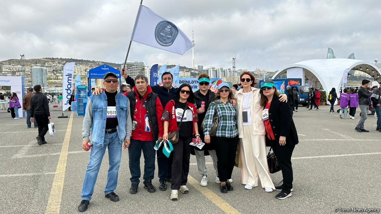 Festive atmosphere created in fan zone of Baku Marathon 2023 - spectator (PHOTO)