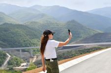 President Ilham Aliyev, First Lady Mehriban Aliyeva examine work done on Ahmadbayli-Fuzuli-Shusha highway (PHOTO/VIDEO)