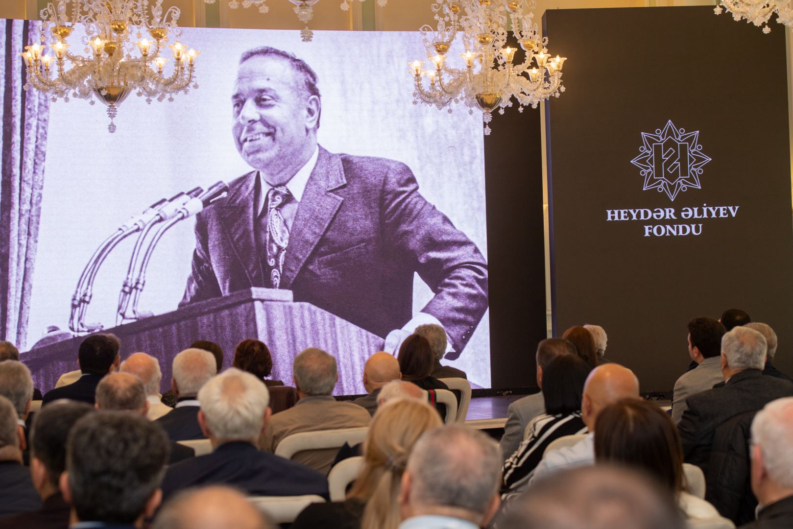 Film dedicated to 100th anniversary of great leader Heydar Aliyev shown in Azerbaijan’s Shusha (PHOTO)