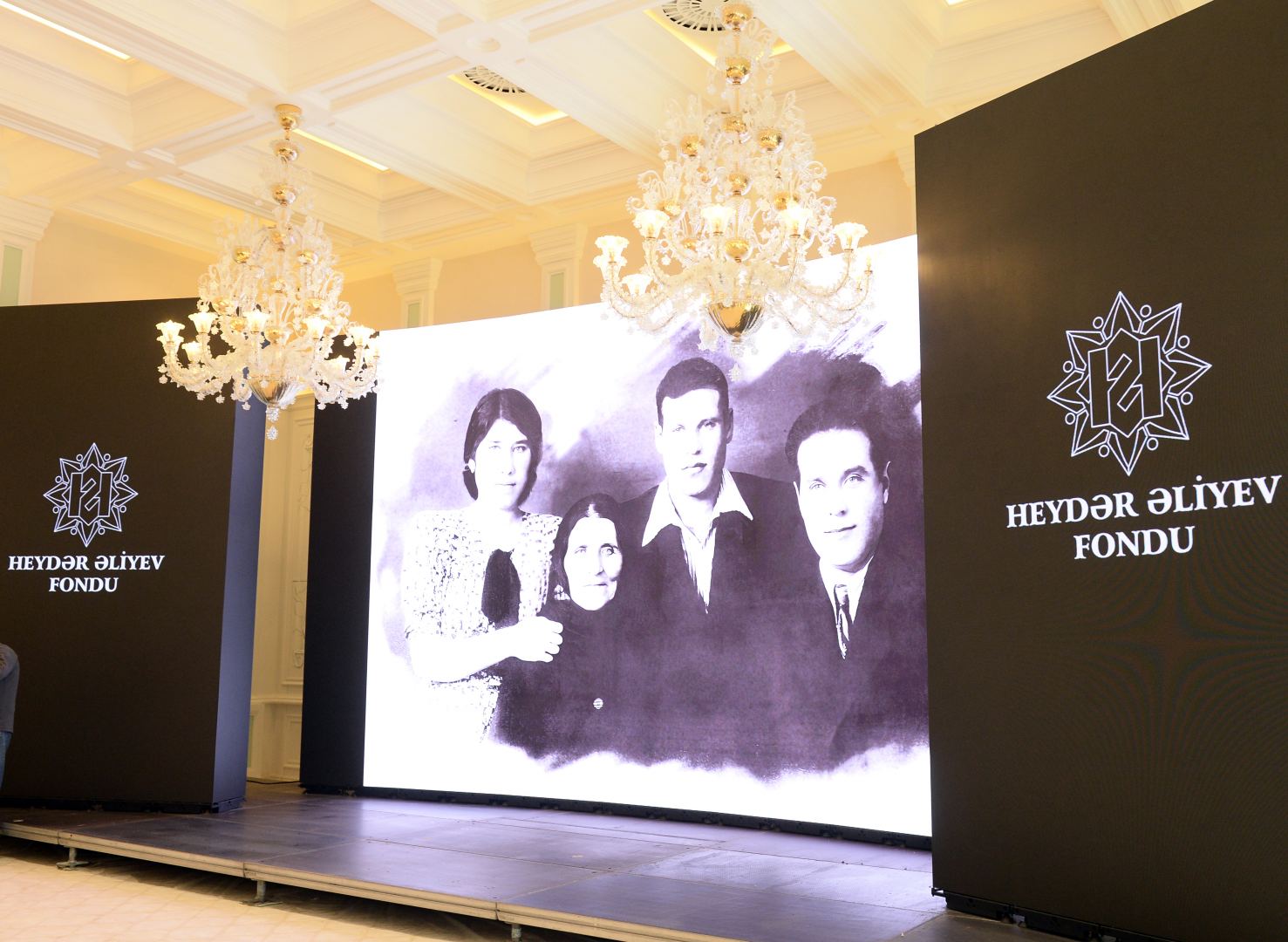 Film dedicated to 100th anniversary of great leader Heydar Aliyev shown in Azerbaijan’s Shusha (PHOTO)