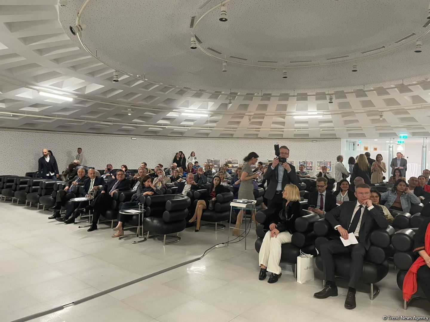 Screening of "Mariupolis 2" documentary held in Baku (PHOTO)