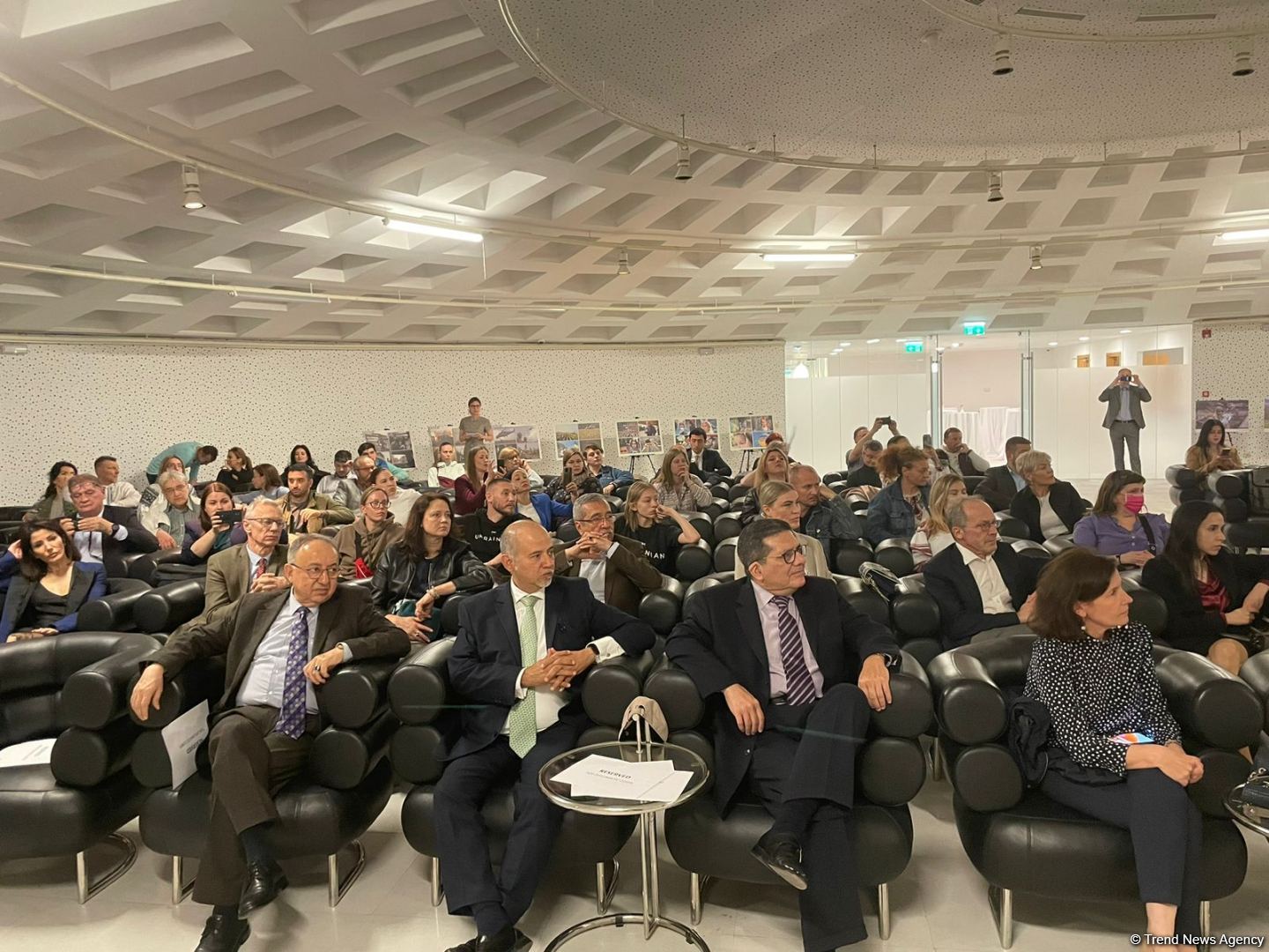 Screening of "Mariupolis 2" documentary held in Baku (PHOTO)
