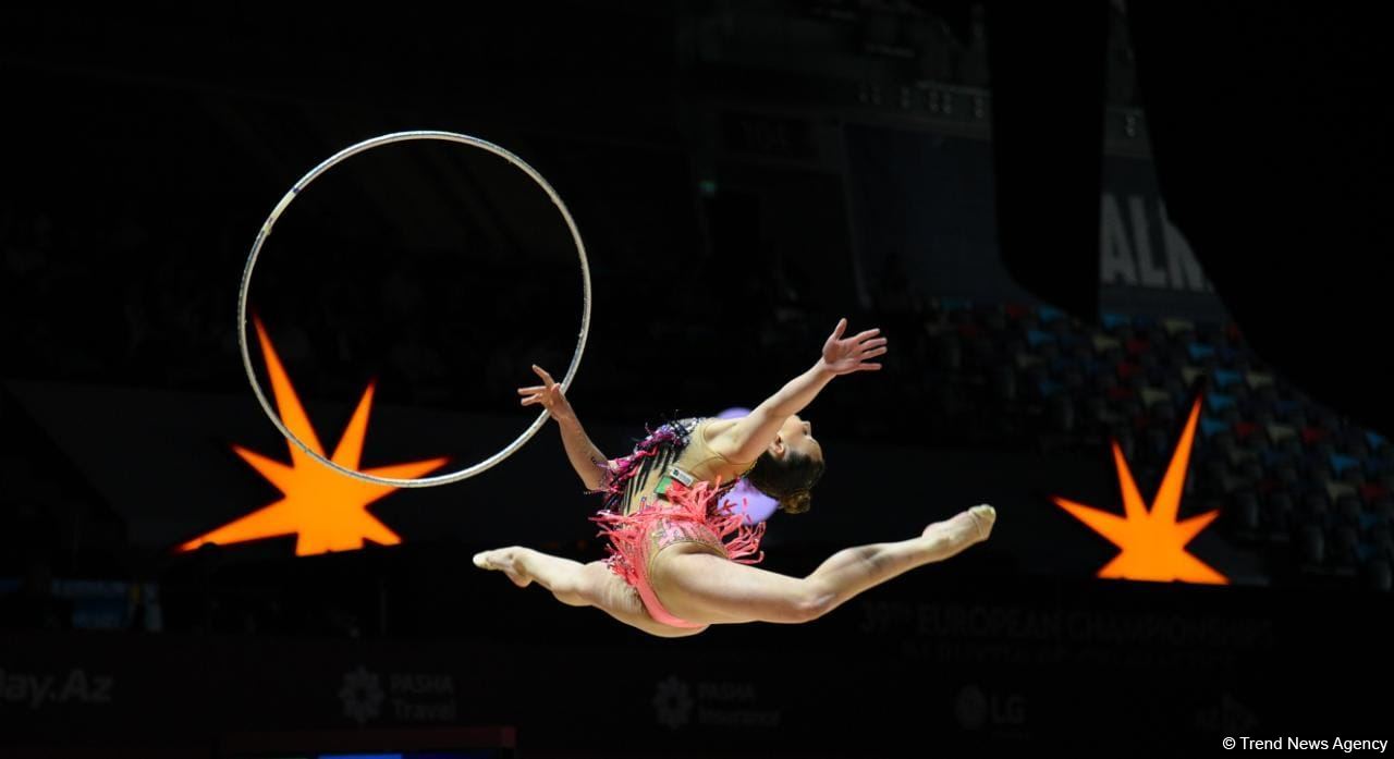 Exciting programs of gymnasts, audience delight - highlights of second day 39th European Rhythmic Gymnastics Championship in Baku (PHOTO)