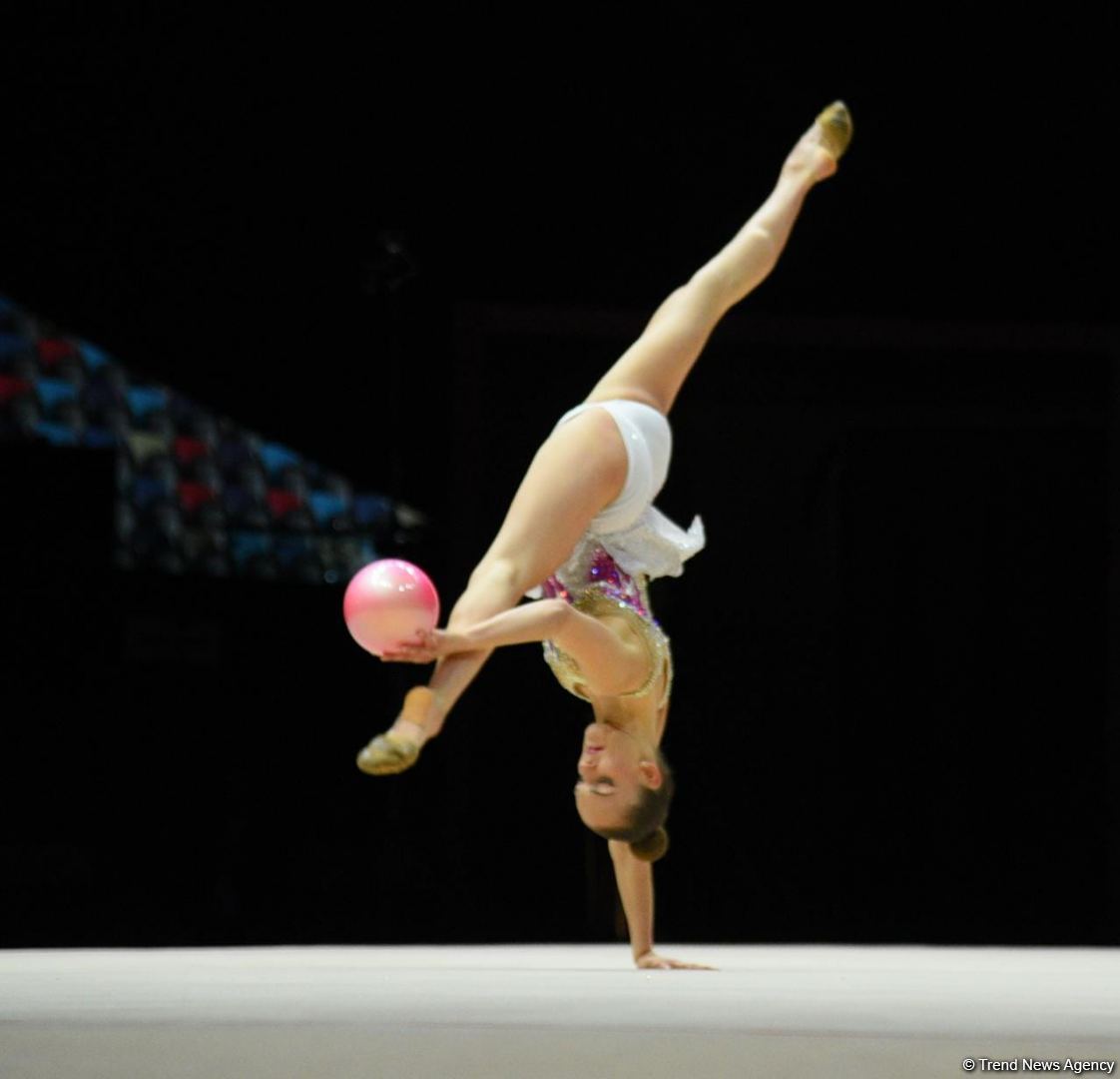 Exciting programs of gymnasts, audience delight - highlights of second day 39th European Rhythmic Gymnastics Championship in Baku (PHOTO)