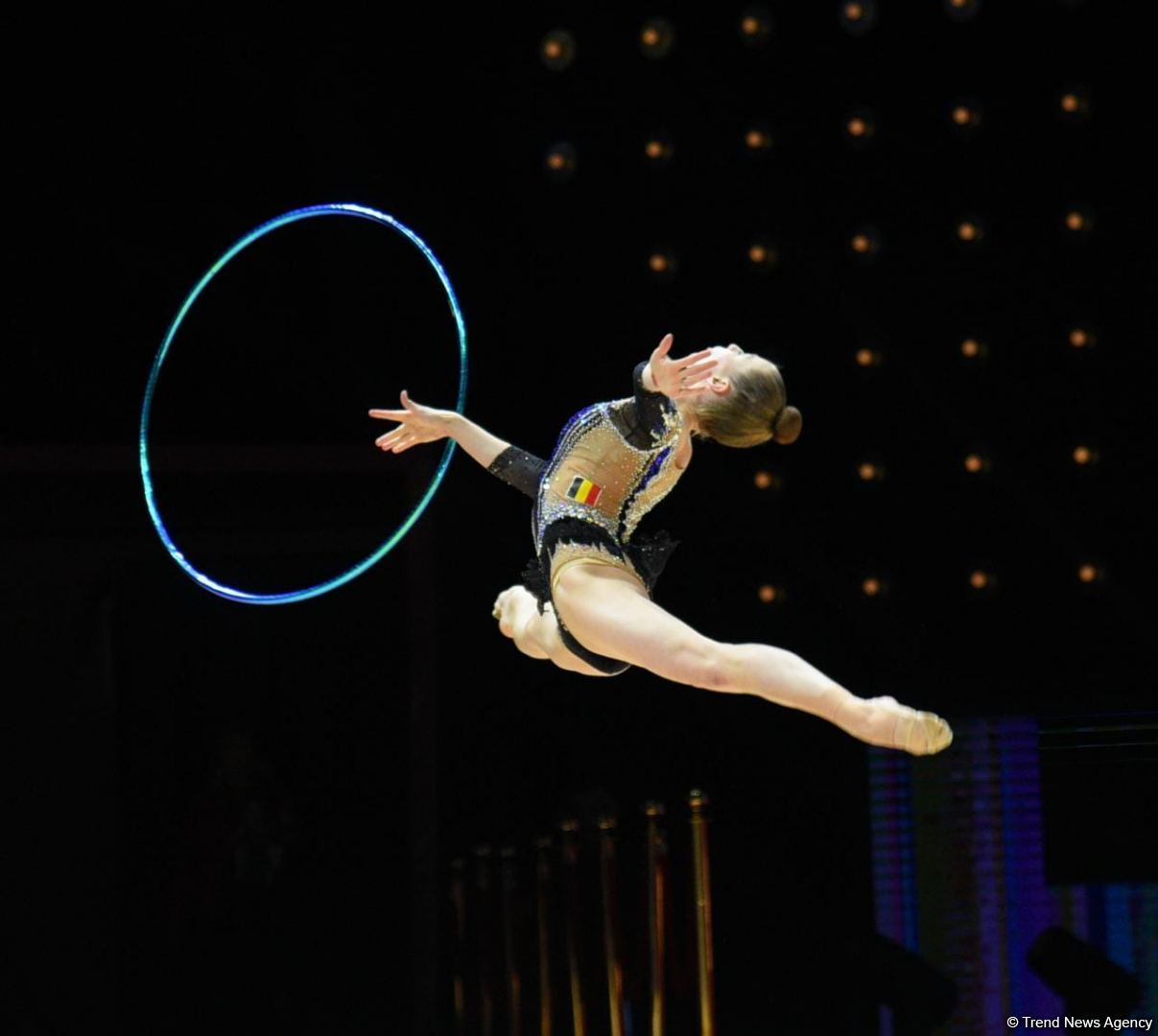 Exciting programs of gymnasts, audience delight - highlights of second day 39th European Rhythmic Gymnastics Championship in Baku (PHOTO)