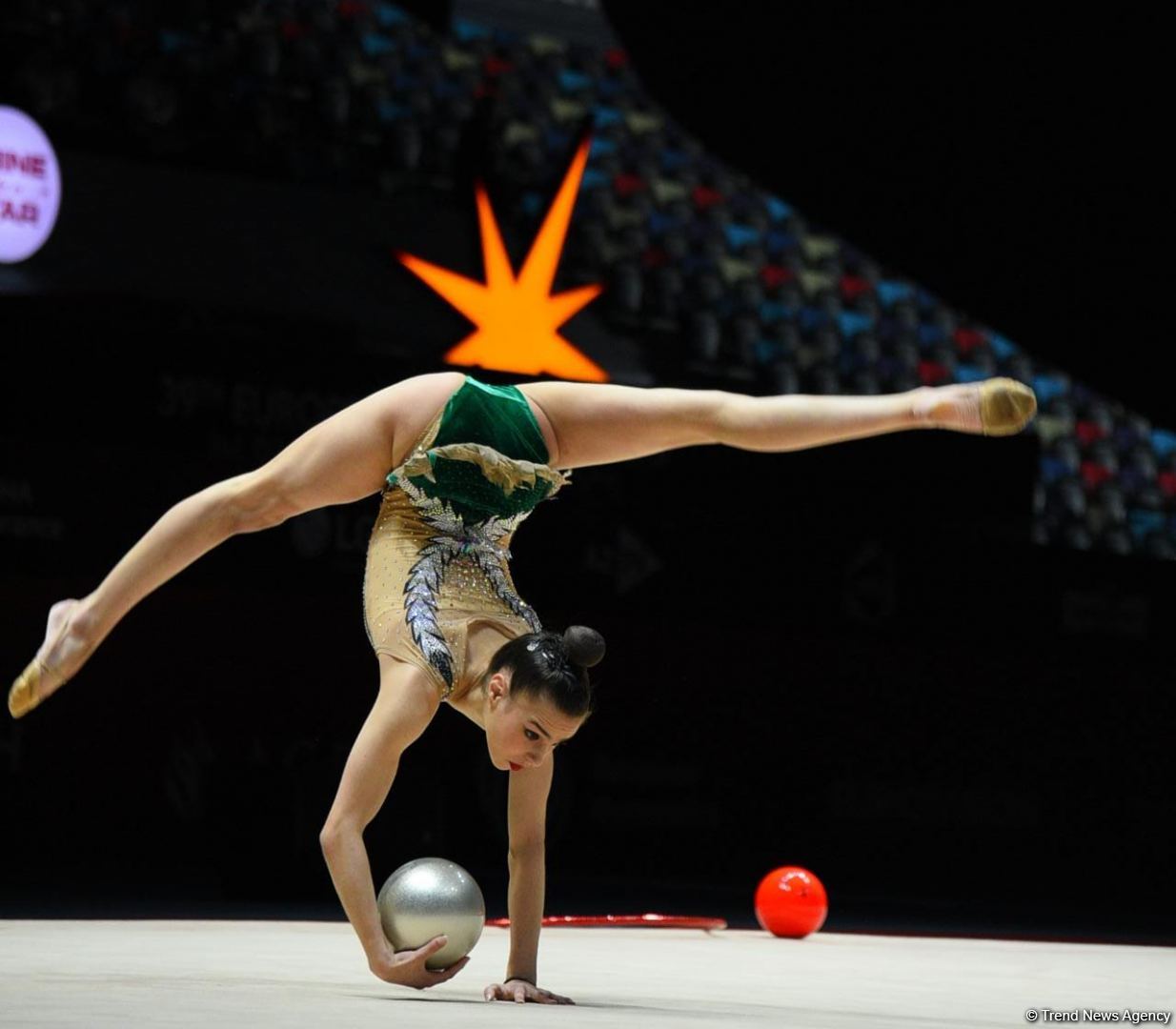 Exciting programs of gymnasts, audience delight - highlights of second day 39th European Rhythmic Gymnastics Championship in Baku (PHOTO)