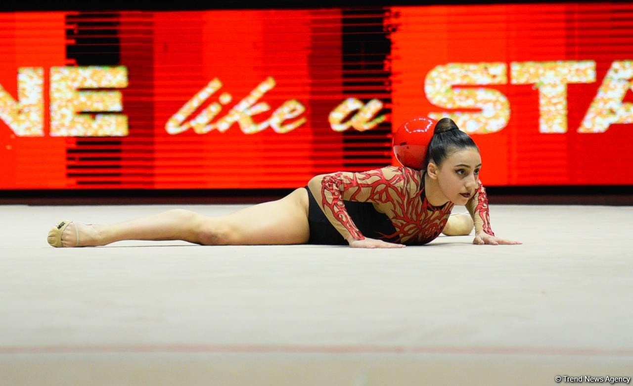 Exciting programs of gymnasts, audience delight - highlights of second day 39th European Rhythmic Gymnastics Championship in Baku (PHOTO)