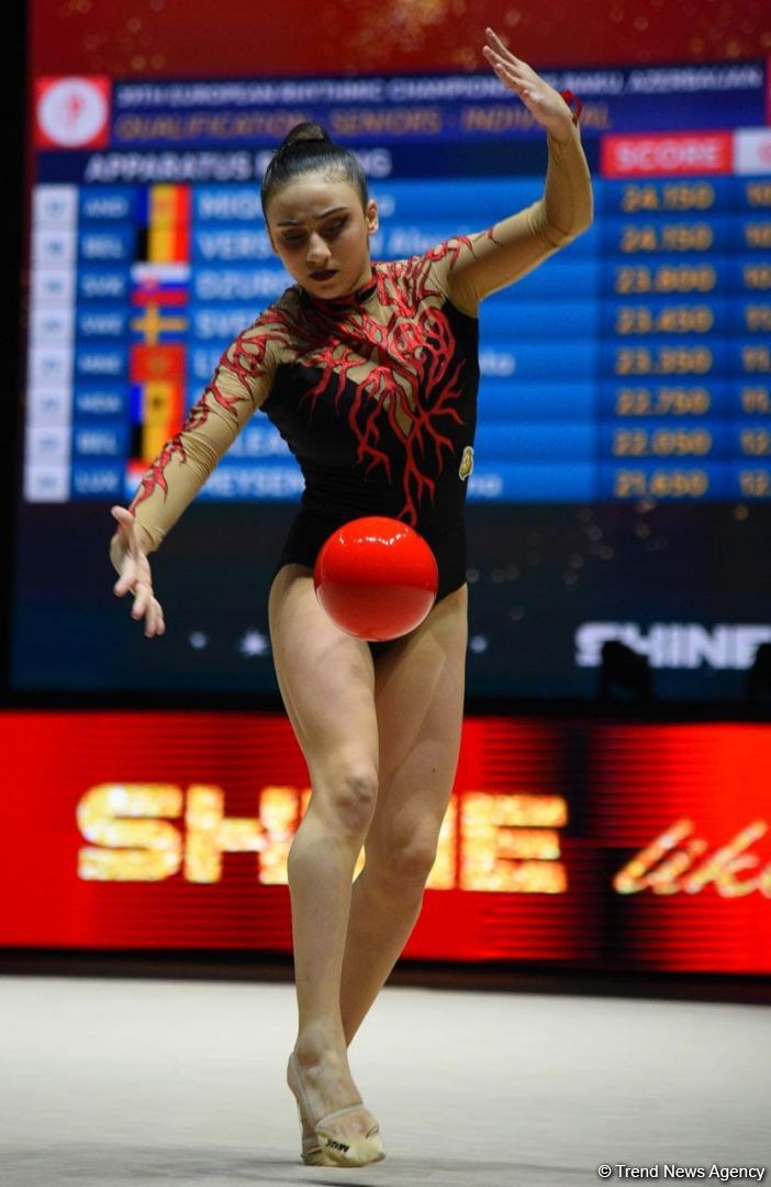 Exciting programs of gymnasts, audience delight - highlights of second day 39th European Rhythmic Gymnastics Championship in Baku (PHOTO)