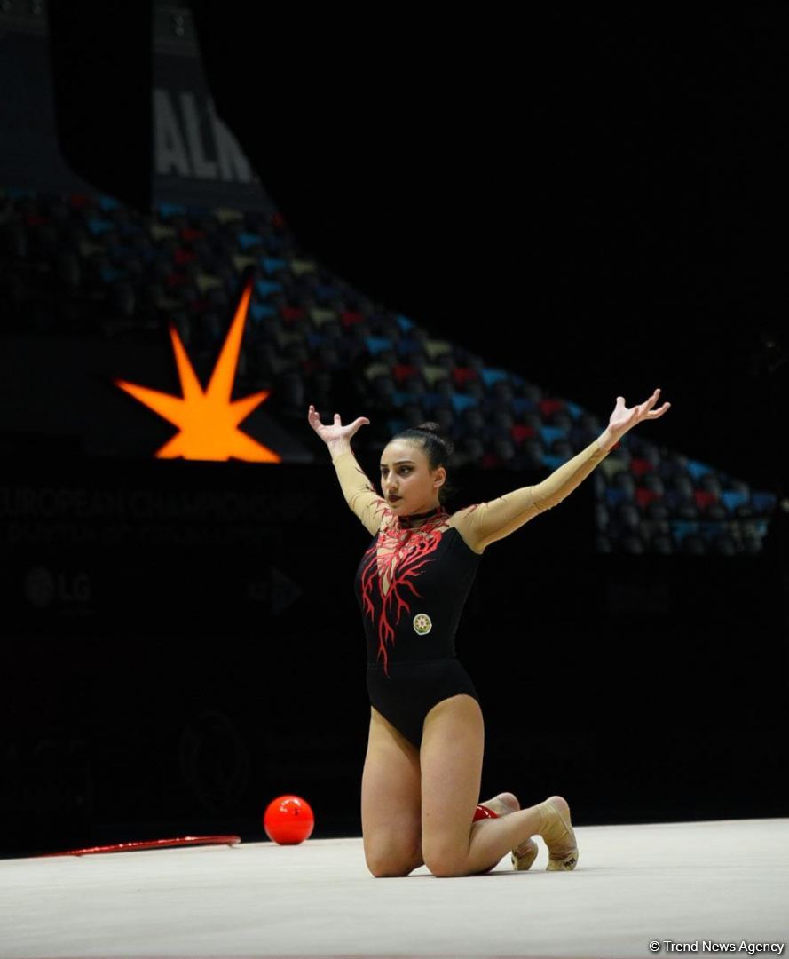 Exciting programs of gymnasts, audience delight - highlights of second day 39th European Rhythmic Gymnastics Championship in Baku (PHOTO)