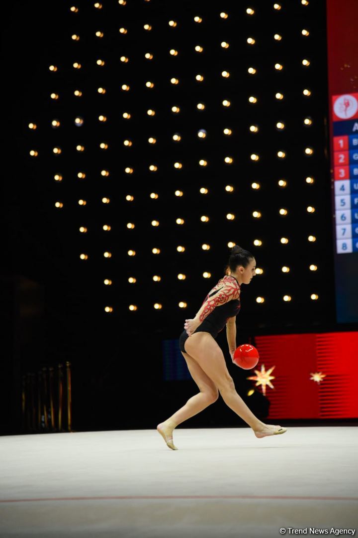 Exciting programs of gymnasts, audience delight - highlights of second day 39th European Rhythmic Gymnastics Championship in Baku (PHOTO)