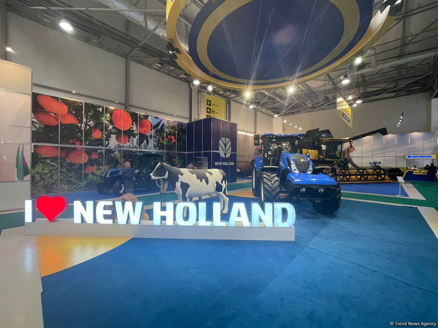 Azerbaijan introduces world's first methane tractor (PHOTO)