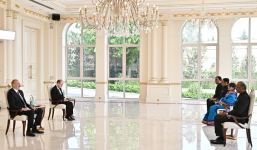President Ilham Aliyev accepts credentials of incoming ambassador of India (PHOTO/VIDEO)